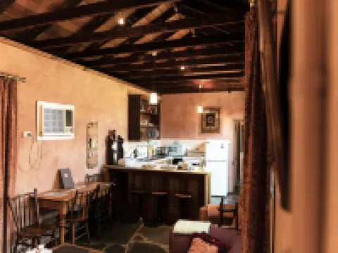 Buxton Manor Hotels in North Adelaide