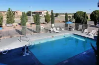 Motel 6 Carlsbad, NM - piscine