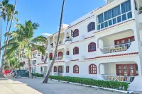 Flor Del Mar Condo