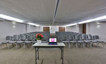 Ramada by Wyndham Campos Dos Goytacazes Hotel & Suites