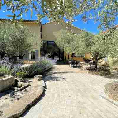 Clos Saint-Michel Resort & Spa Hotel Exterior