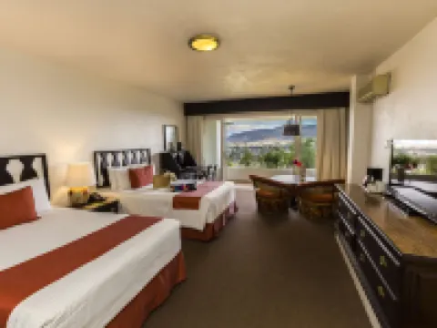 ホテル ビクトリア オアハカ オアハカのホテル