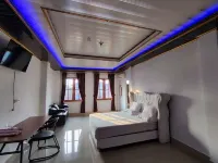 PENGINAPAN NURMEGA JAYA Hotels in Cikembar