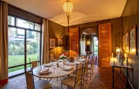 Villa with private swimming pool and golf