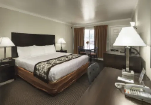 Thunderbird Lodge Hotels in Redding