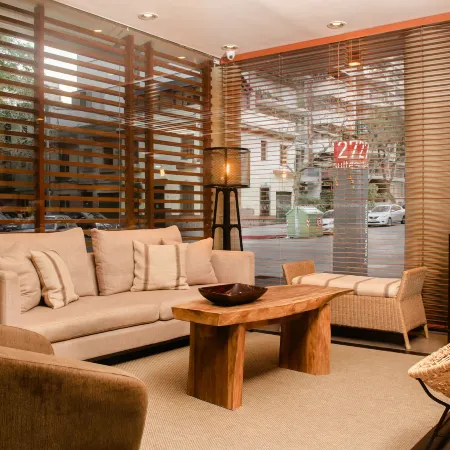 27 Suites Hotel