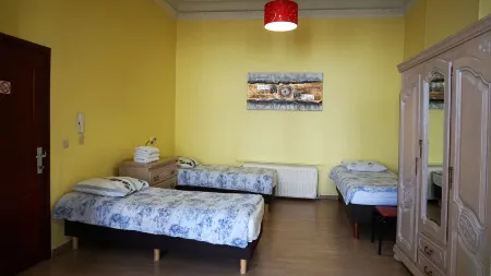 Apartments Marco Polo Midi Отели рядом с достопримечательностью «Парк режьёналь де ла Пед»