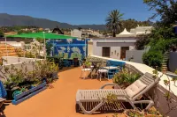 Hostel Albergue la Casa Encantada Hotels in Tazacorte