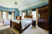 Kiltariff Hall Country House Hotel a 
