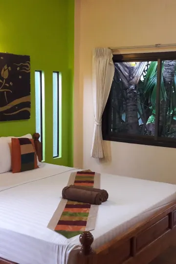 ห้องซูพีเรียร์ เตียงใหญ่ 1 เตียง