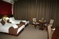 Douma Hotel Hoteles cerca de Phoenician Wall