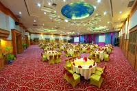 Rocky Plaza Hotel Padang Hotel a West Padang