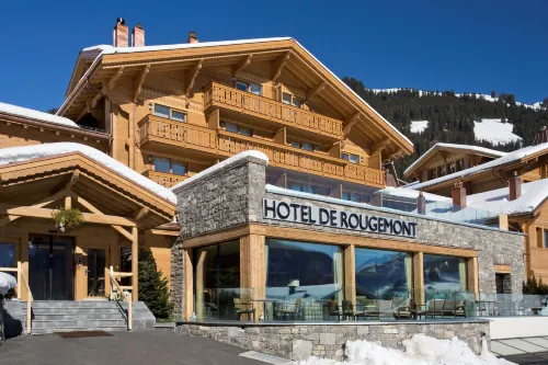 Hôtel de Rougemont & Spa - piscina