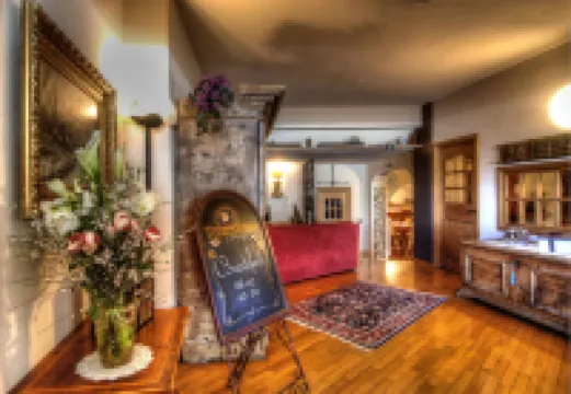 ムーブレ ガルニ デッラ コンテア