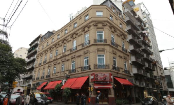 Europlaza Hotel & Suites