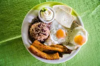 Hotel Tortuguero Beachfront - breakfast