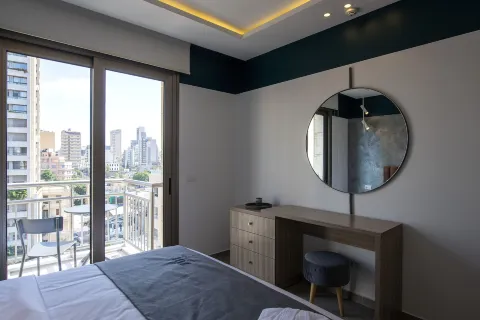 Zur Studios and Suites