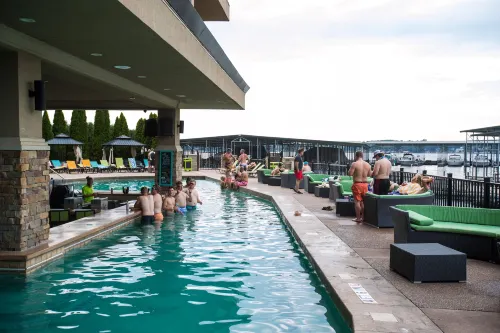 Camden on the Lake Resort Hotel a Village of Four Seasons
