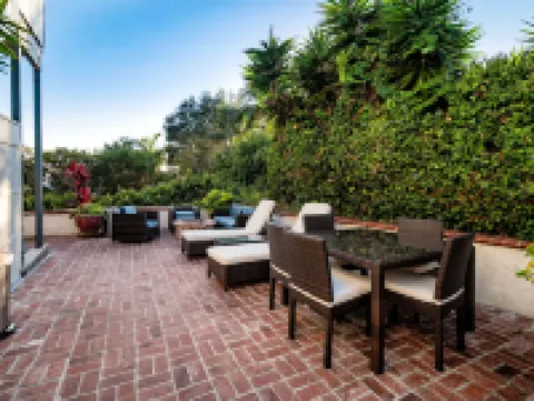 Crescent Bay Inn Hotels in Laguna Beach