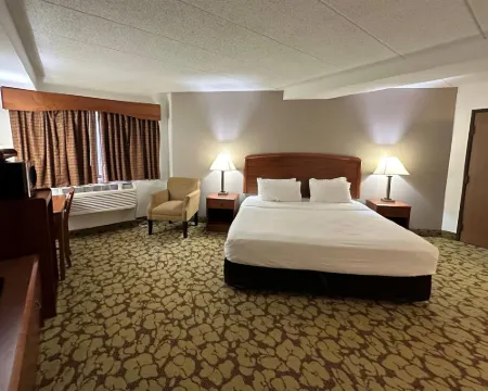 AmericInn by Wyndham Appleton North/Little Chute Hotels in Appleton