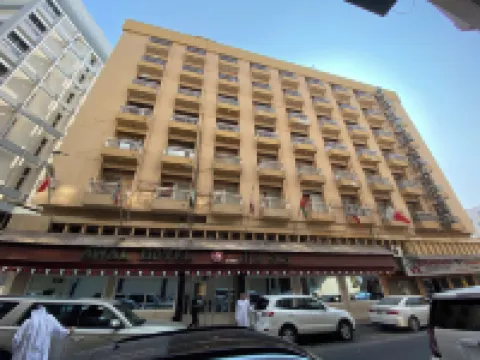 アウォル ホテル