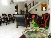 New White House Hotels in Aluthgama