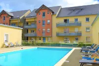 Adonis Grandcamp - Résidence les Isles de Sola Hotels in Carentan
