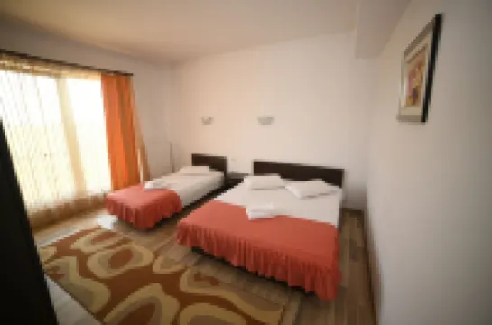 ペンシウネア ゾボー のホテル