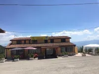 Da Gigi Beb Hotels in Pescina