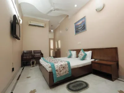 Room in B&B - Home Stay Bed And Break Fast