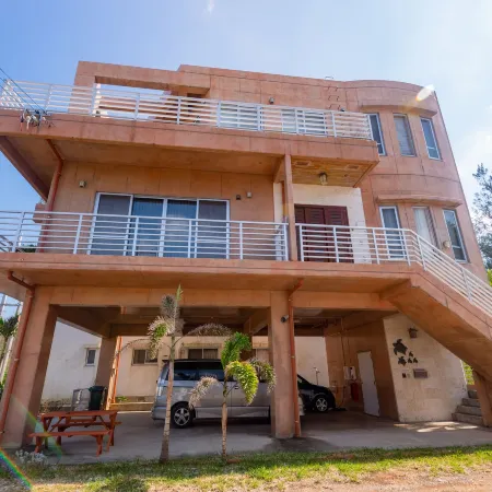 Lanakai House