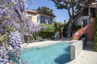 Hôtel la Casa Pairal - Pools