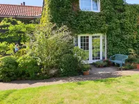 The Summer Room Hotels in Swainsthorpe