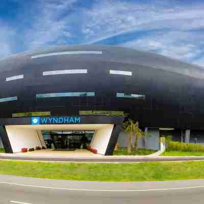 Wyndham Quito Airport Hotel Exterior
