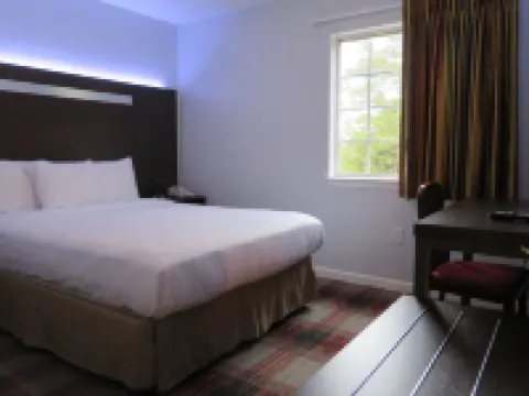 Luxbury Inn & Suites Hotels in Blount County