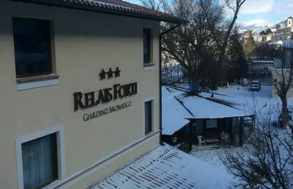 日拉斯福蒂酒店