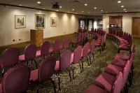 Carlisle Inn Hotels in Wayne Township