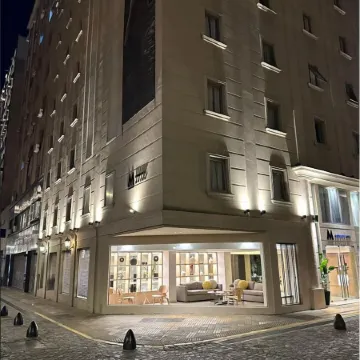 M Concept Hotel Отели рядом с достопримечательностью «Монтсеррат»