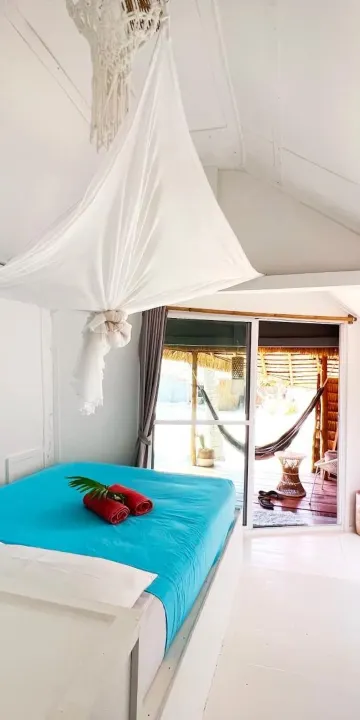 บังกะโลพร้อมวิวทะเล(เตียงควีนไซส์)