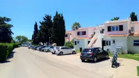 Rocha Brava Village Resort - parking