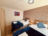 5Star Family Retreat Near Alton & Drayton Manor