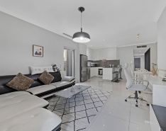 Kozyguru | Ryde | Cosy 2Bed Apt With Private Yard