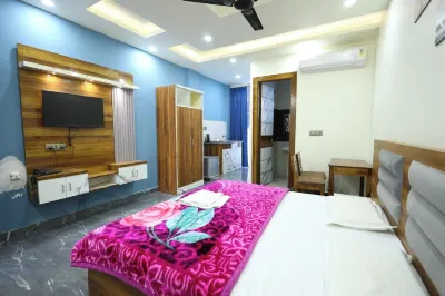Radha Krishna Spiritual Stay Hotels in Sunrakh Bangar