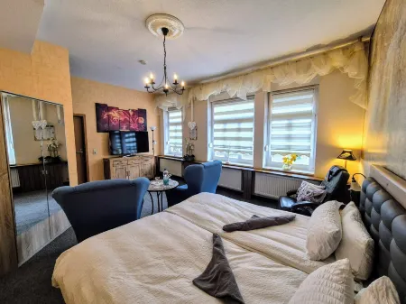 Altstadt Pension Orchidee Отели в г. Вернигероде