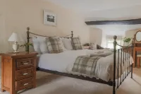 Bearslake Inn - parking
