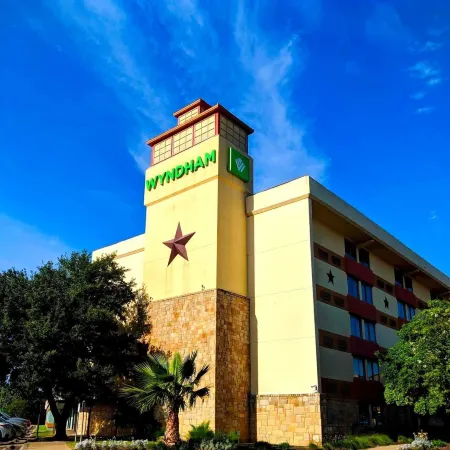 Wyndham Garden Austin