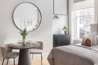 어반 레스트 - 메리온 스퀘어 아파트 Gaiety Theatre 주변 호텔