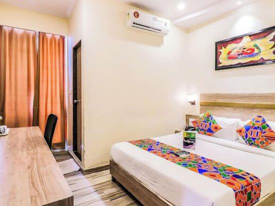 Glitz Hotels Aksha International