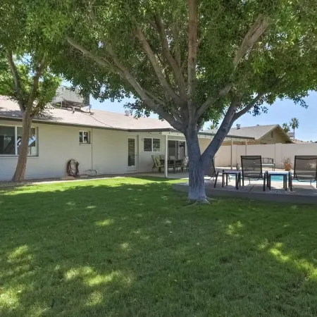 Tempe Remodel w Sparkling Pool and Game Room