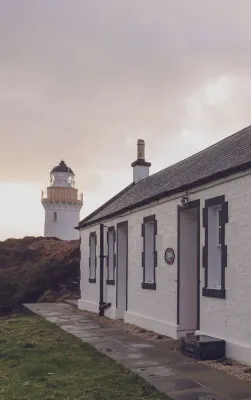 Eilean Sionnach Lighthouse Cottage Hotels in Mallaig